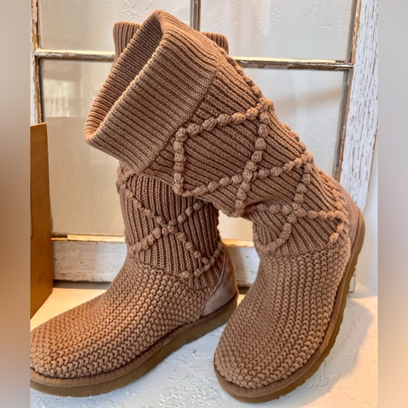 UGG Shoes - UGG ARGYLE KNIT SWEATER STYLE PULL ON BOOTS